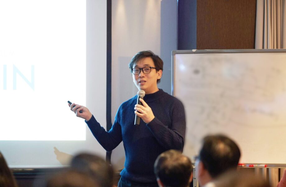 Anndy Lian Lectures at Korea Blockchain Immersion Trip Supported by Ministry of Education Singapore: LINFINITY’s Customized Solution