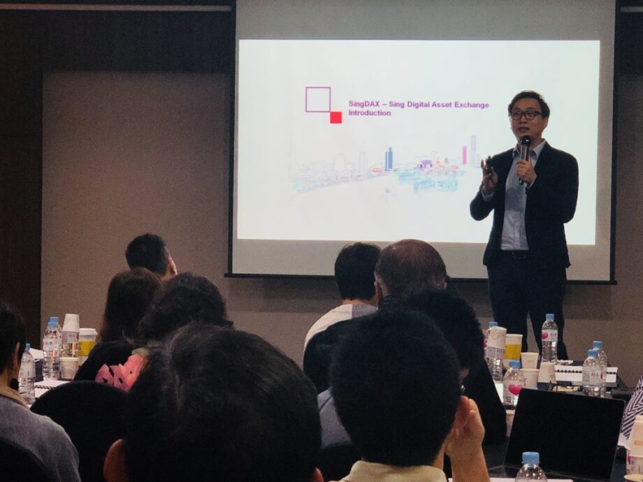 Anndy Lian: Industry 4.0 + Blockchain Changes the way we live, work and relate